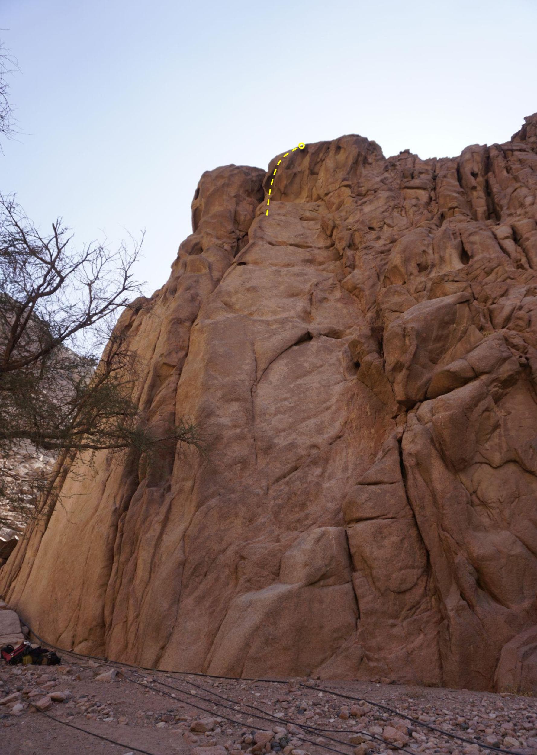 Topo: West Face of the Acacia Pillar
